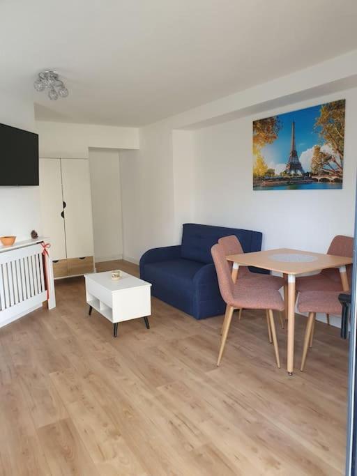 Studio Equipe Et Meuble St Cyprien Saint-Cyprien Kültér fotó