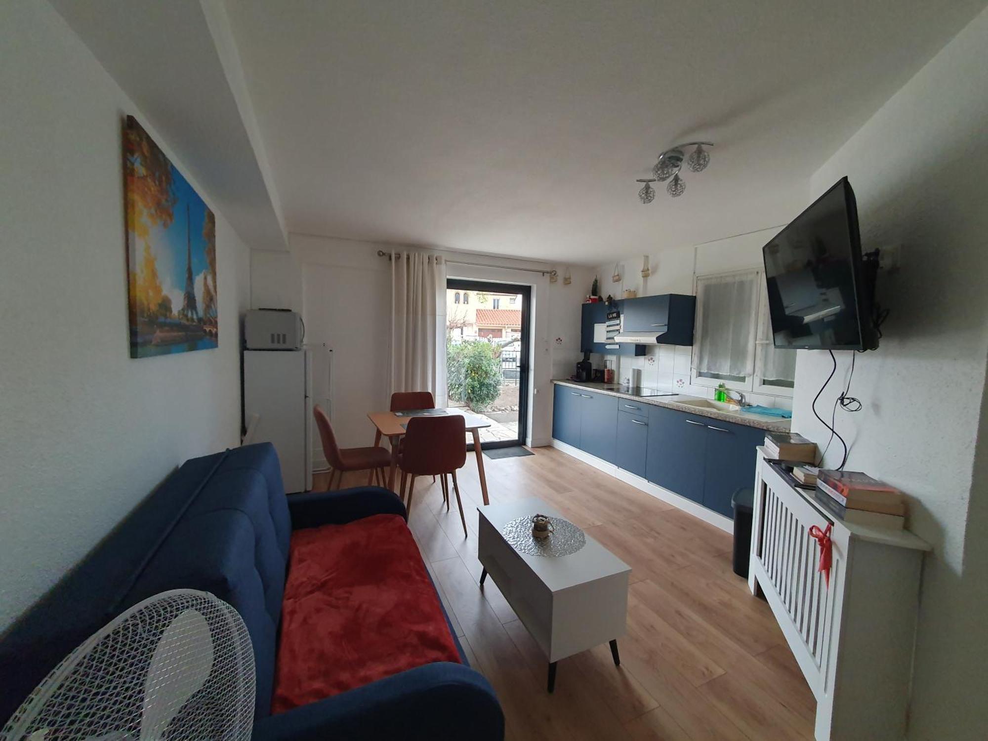 Studio Equipe Et Meuble St Cyprien Saint-Cyprien Kültér fotó