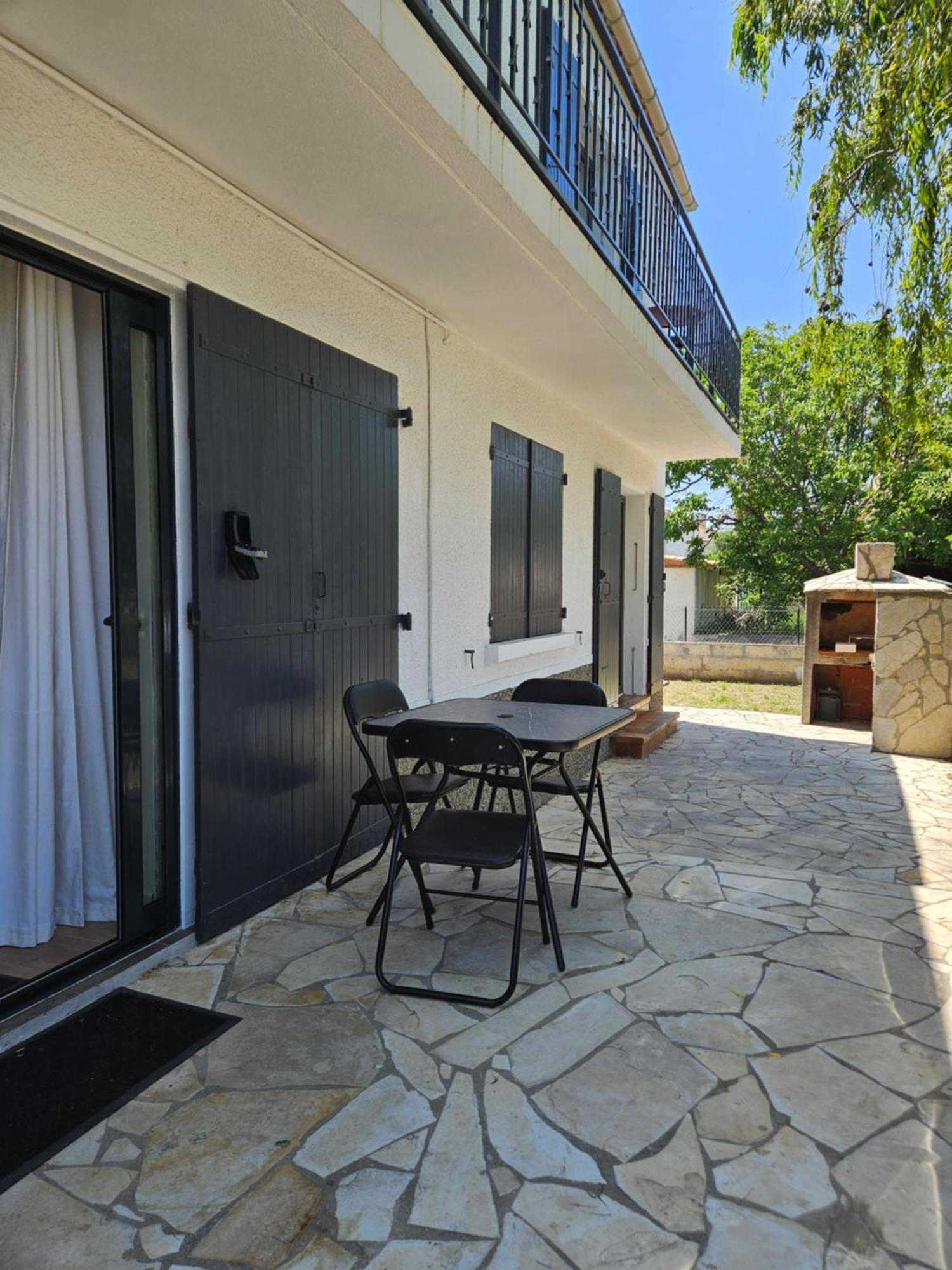 Studio Equipe Et Meuble St Cyprien Saint-Cyprien Kültér fotó